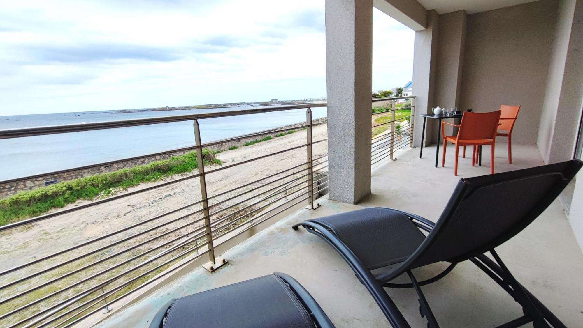 Reve Bleu - Vue Mer Exceptionnelle - Wifi - Draps Et Serviettes Inclus - Balcon Avec Mobilier De Jardin Leilighet Penmarcʼh Eksteriør bilde